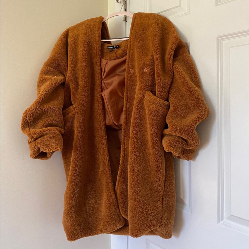 Boohoo Petite Teddy Jacket in Rich Brown